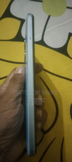 অপো এ১৭ ৬৪ জিবি ব্লু