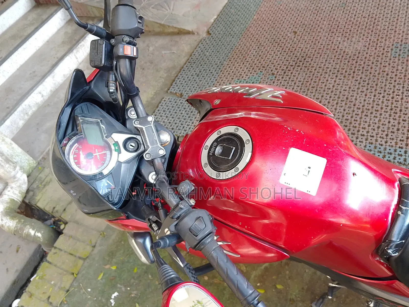 Hero Hunk 150 2018 Red