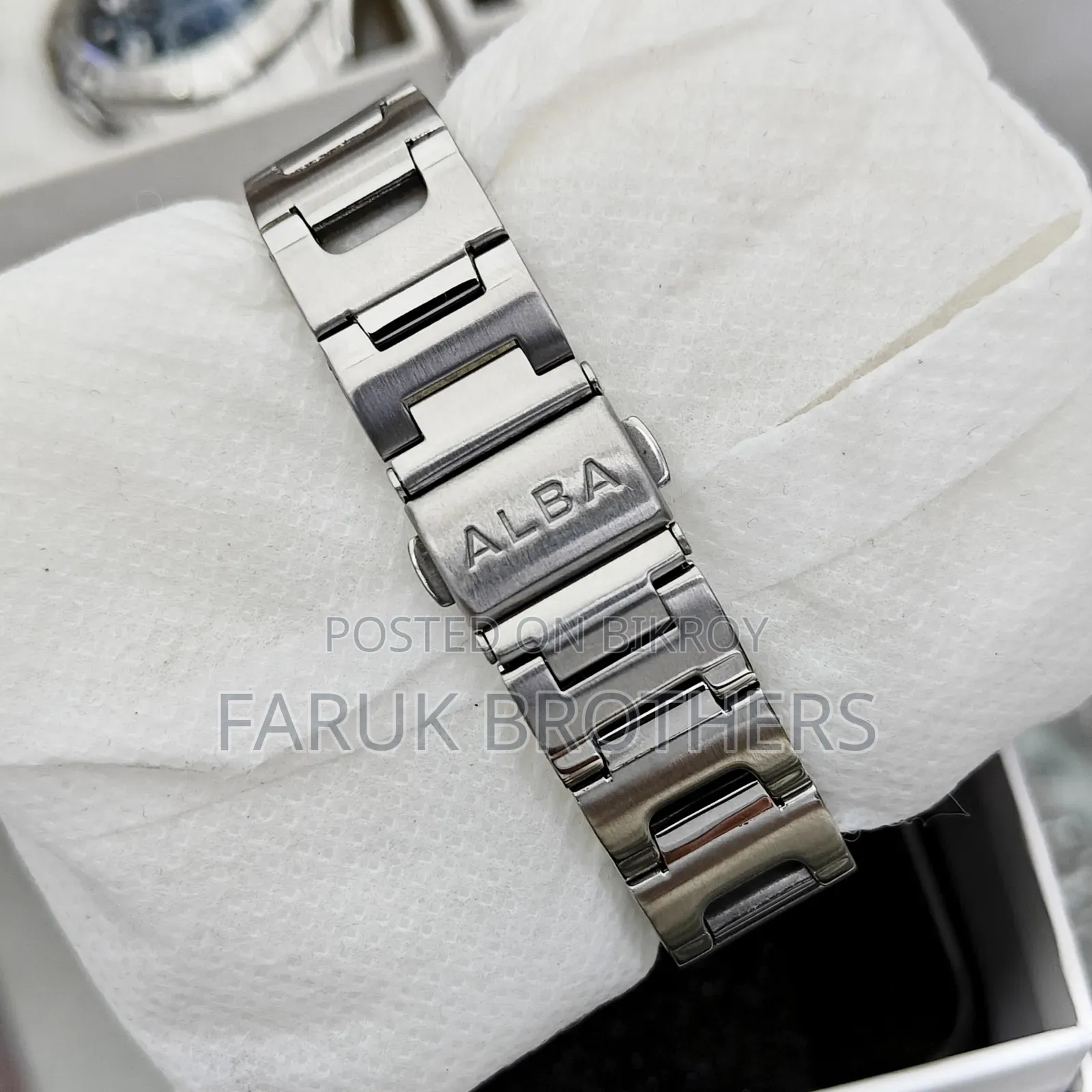 ALBA (Seiko Sub-Brand) Chronograph Unisex 36MM Watch
