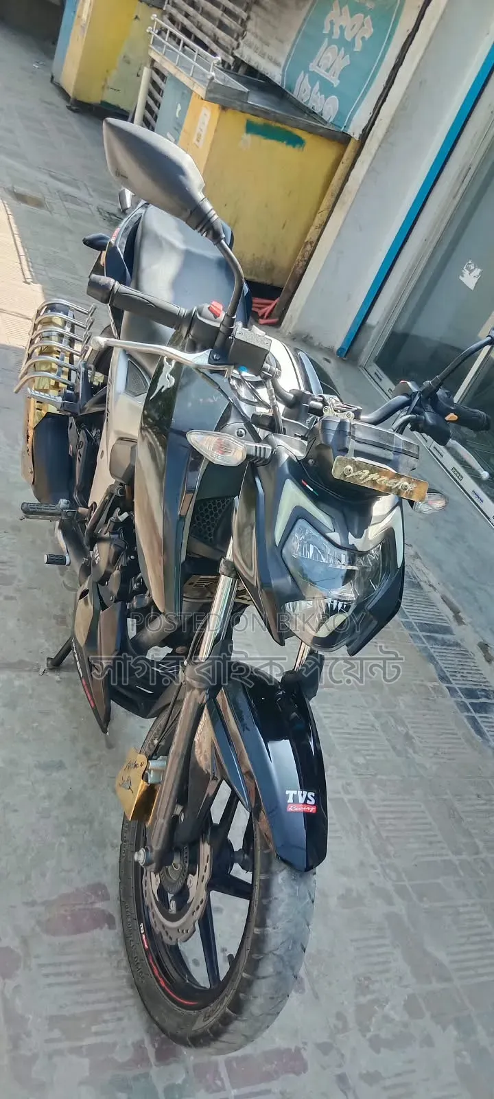TVS Apache RTR 160 4V 2022 Black
