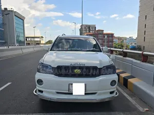 Toyota Kluger 2004 Pearl