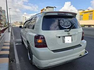 Toyota Kluger 2004 Pearl