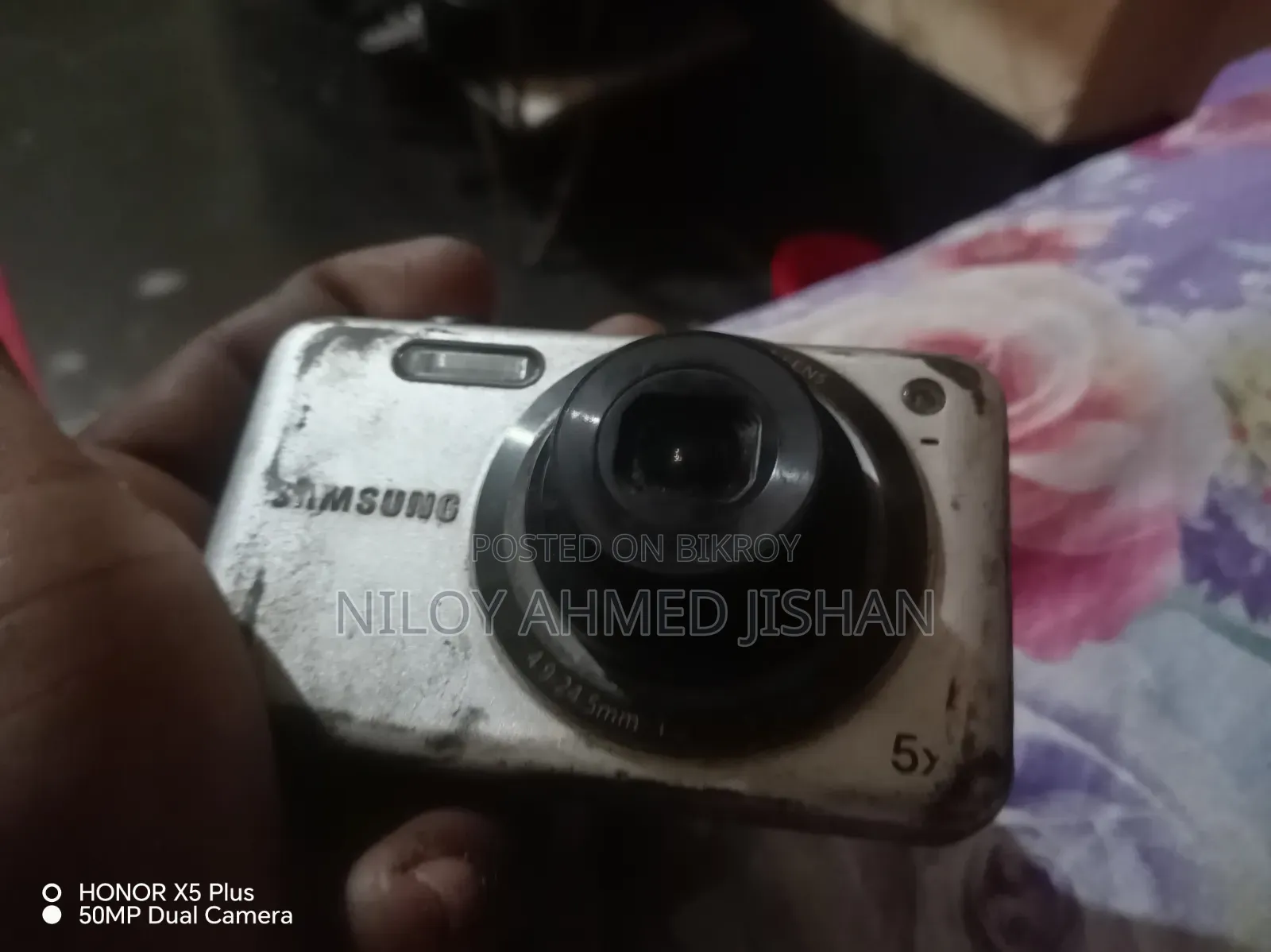 Samsung Digital Camera 12MP - Full Working - Just Display Shade