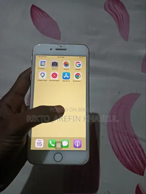 Apple iPhone 8 Plus 64 GB White