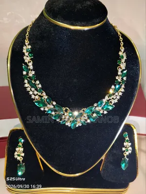 Luxury Diamond Cut Necklace Set
