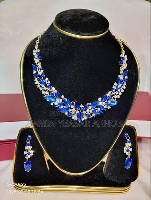 Luxury Diamond Cut Necklace Set