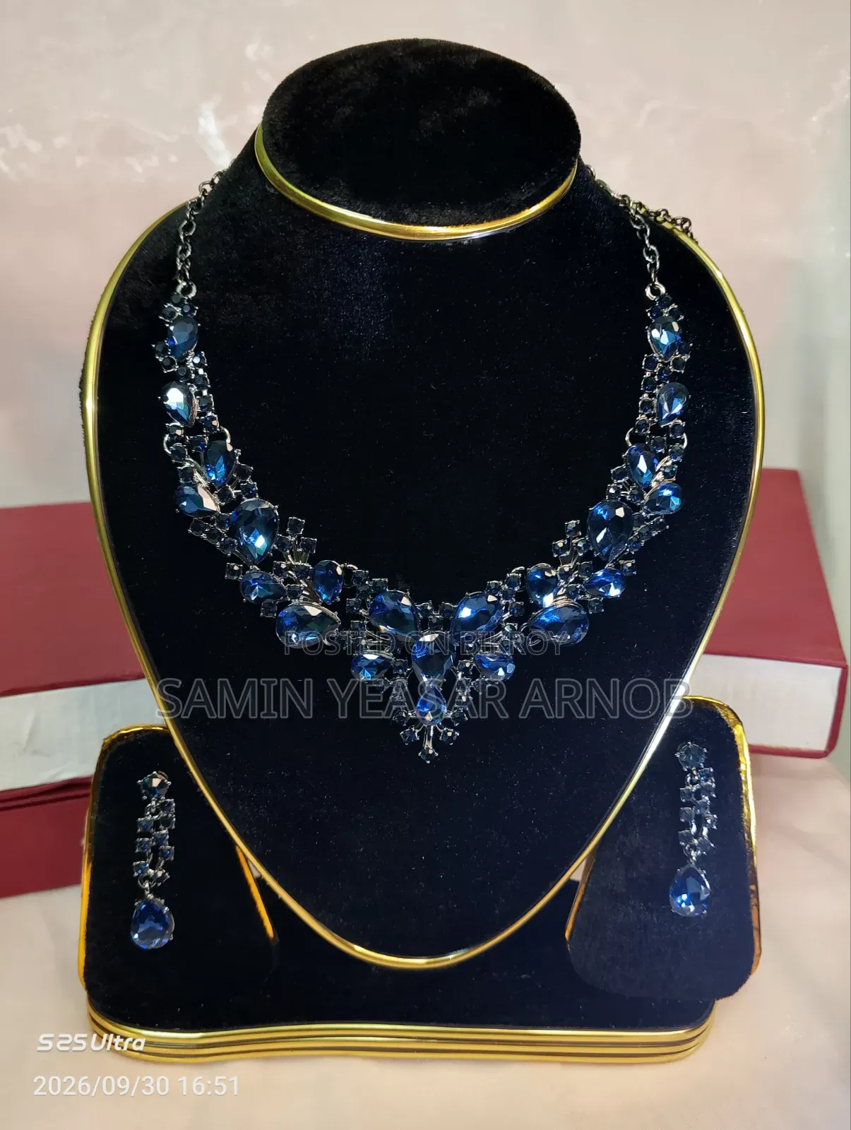Luxury Diamond Cut Necklace Set