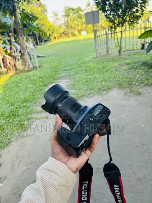 Canon 77D Camera Body Only