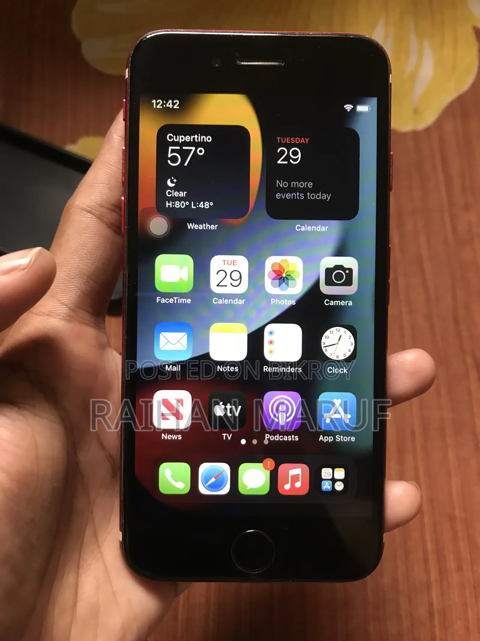 New Apple iPhone 7 32 GB Red