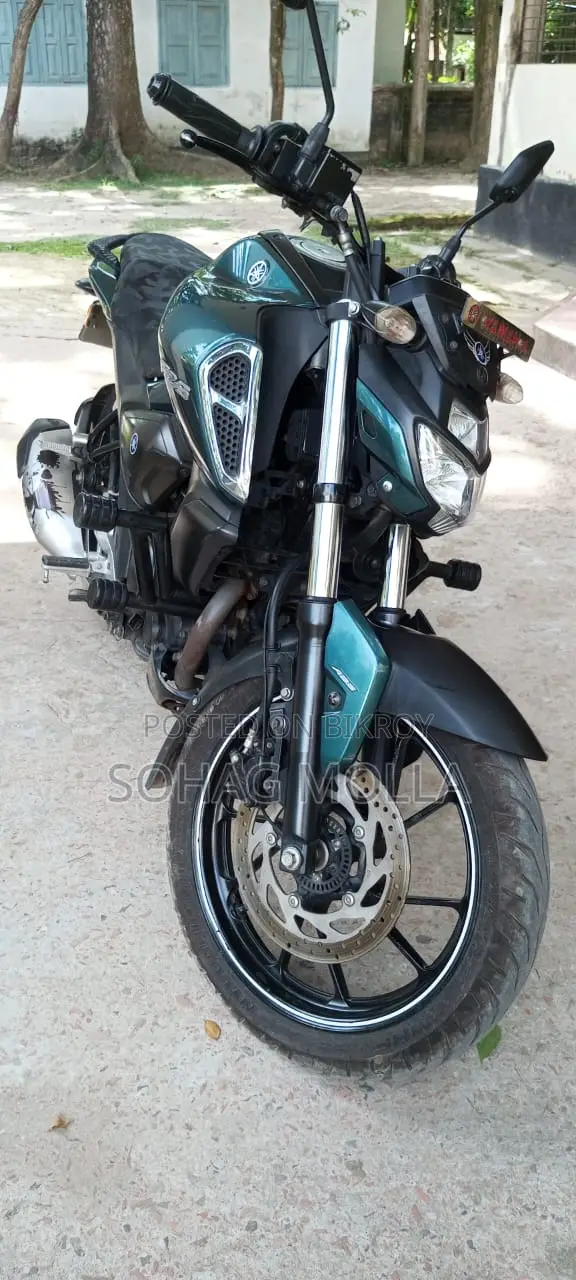 ইয়ামাহা এফজেডএস ভি৩ ২০২২ সবুজ