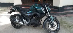 ইয়ামাহা এফজেডএস ভি৩ ২০২২ সবুজ