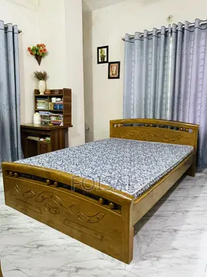 সেগুন কাঠের খাট (৫’x৭’), ম‍্যাট্রেস এবং তোষক সহ