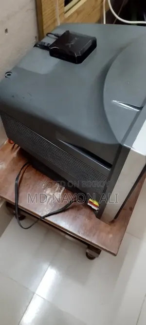 একটা কালার টিভি বিক্রি হবে Rangs