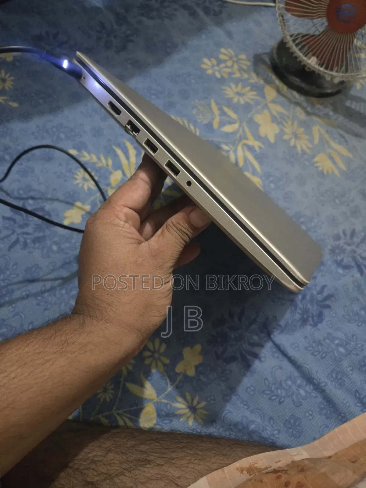 Laptop Dell Vostro 15 3000 8GB Intel Core i5 HDD+SSD 1T