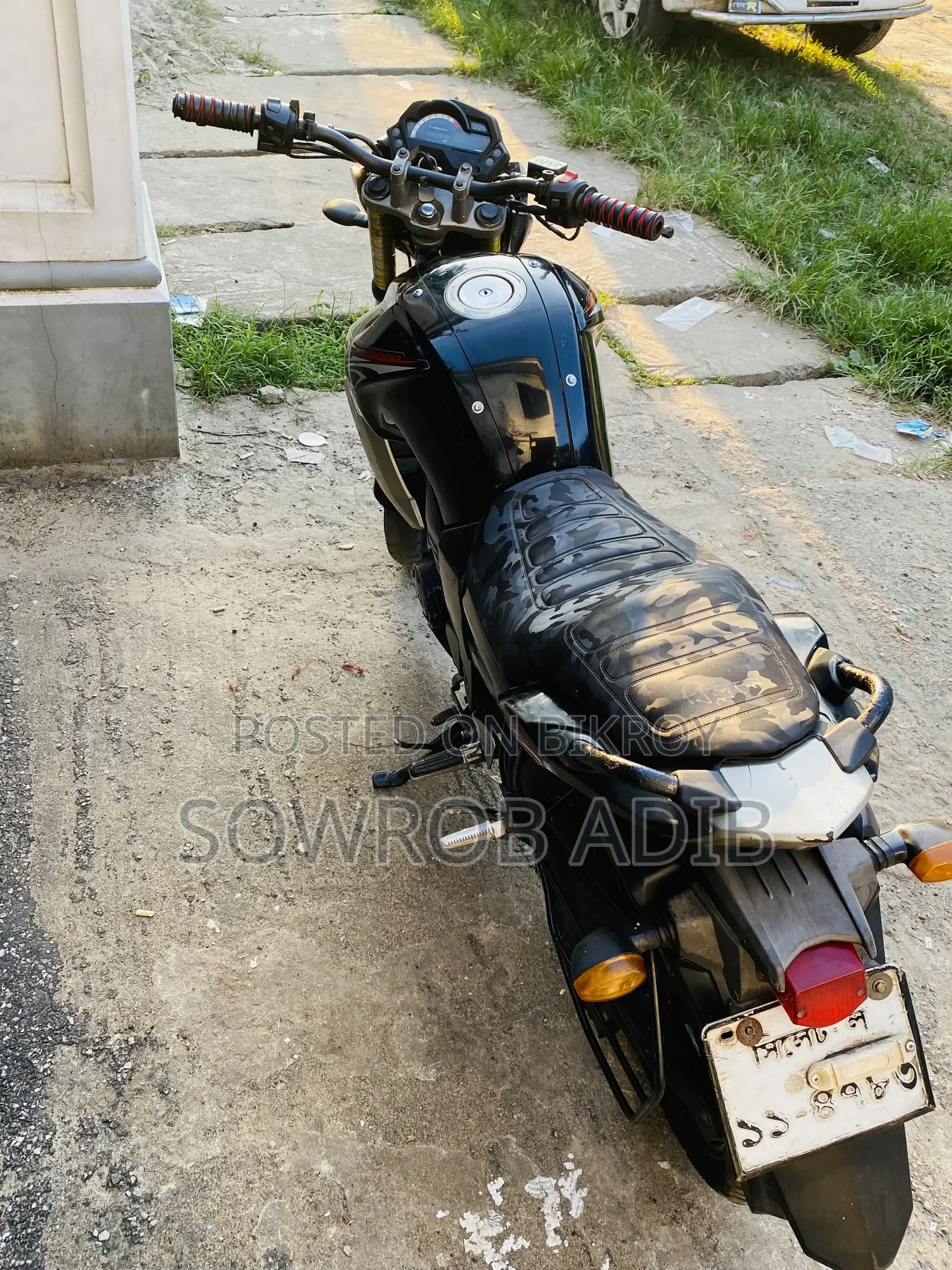 যামাহা এফজে ২০১১ ব্ল্যাক