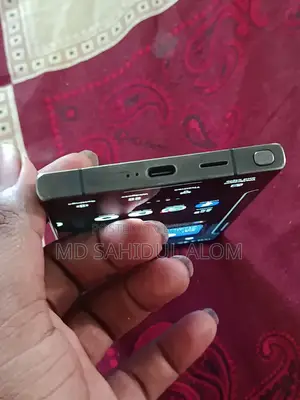 স্যামসাং গ্যালাক্সি এস২৪ আল্ট্রা ২৫৬ জিবি কালো