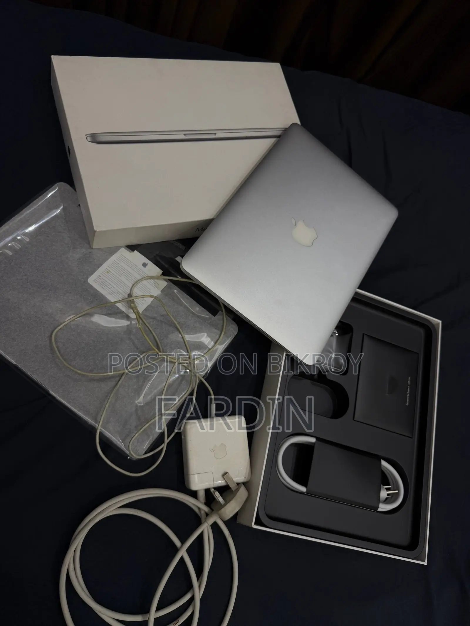 Laptop Apple MacBook Pro 2015 8GB Intel Core i5 SSD 256GB