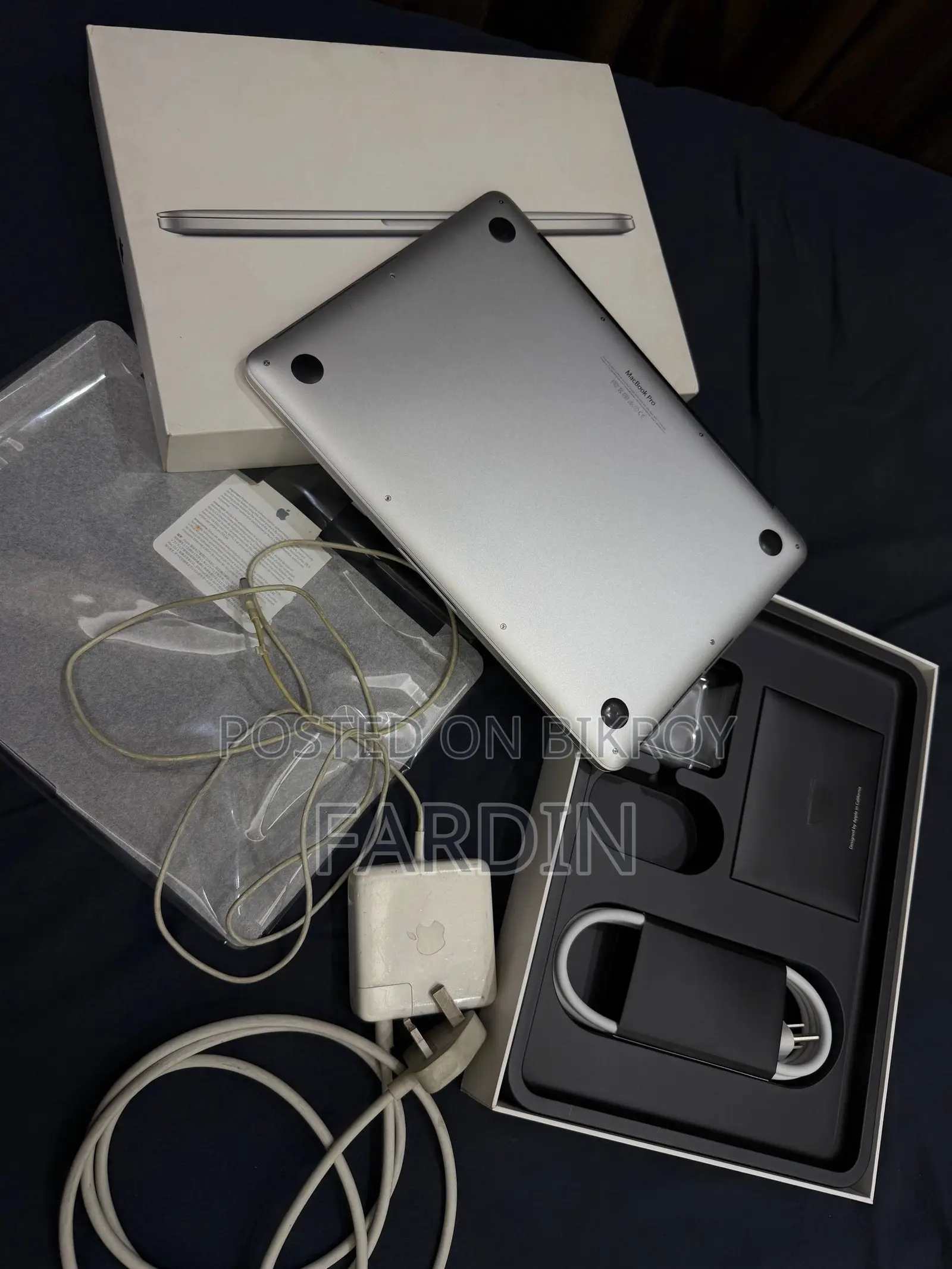 Laptop Apple MacBook Pro 2015 8GB Intel Core i5 SSD 256GB
