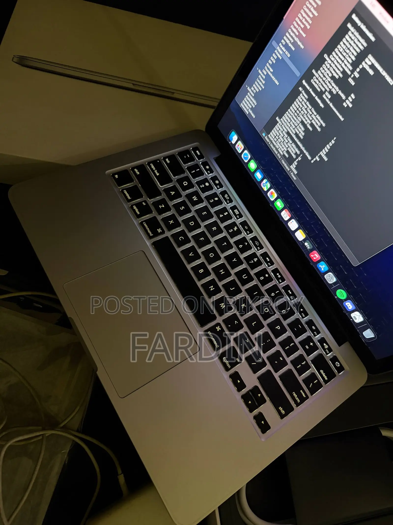 Laptop Apple MacBook Pro 2015 8GB Intel Core i5 SSD 256GB