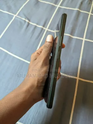 Vivo Y04 128 GB Green