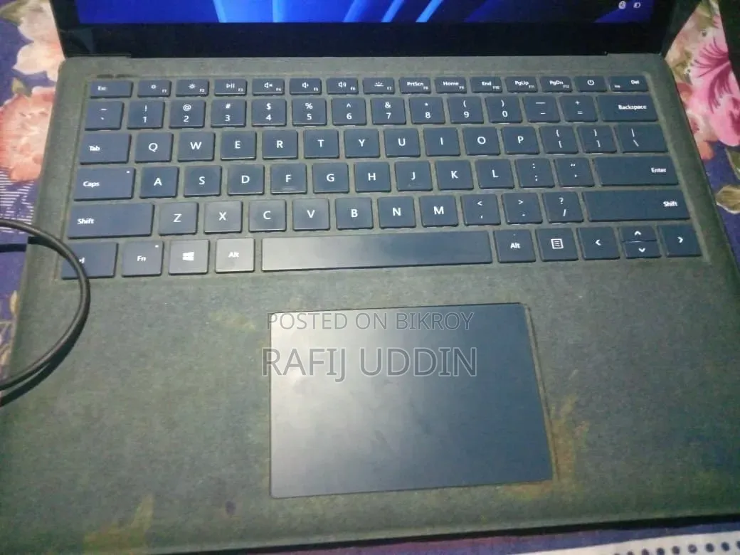 Laptop Microsoft Surface Laptop 8GB Intel Core i5 SSHD (Hybrid) 256GB