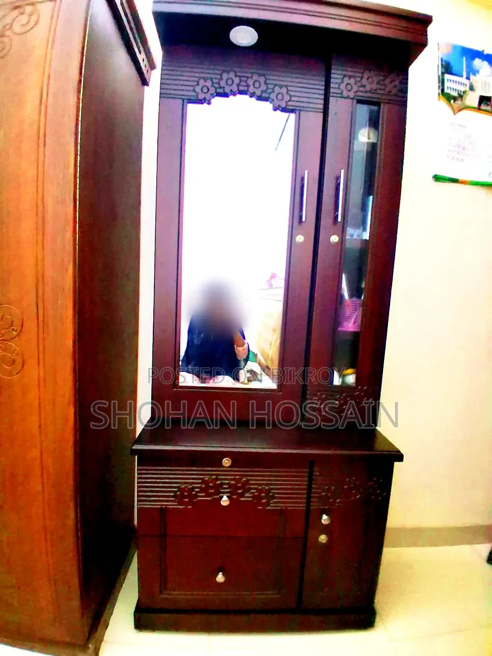 Wooden Dressing Table for Sale