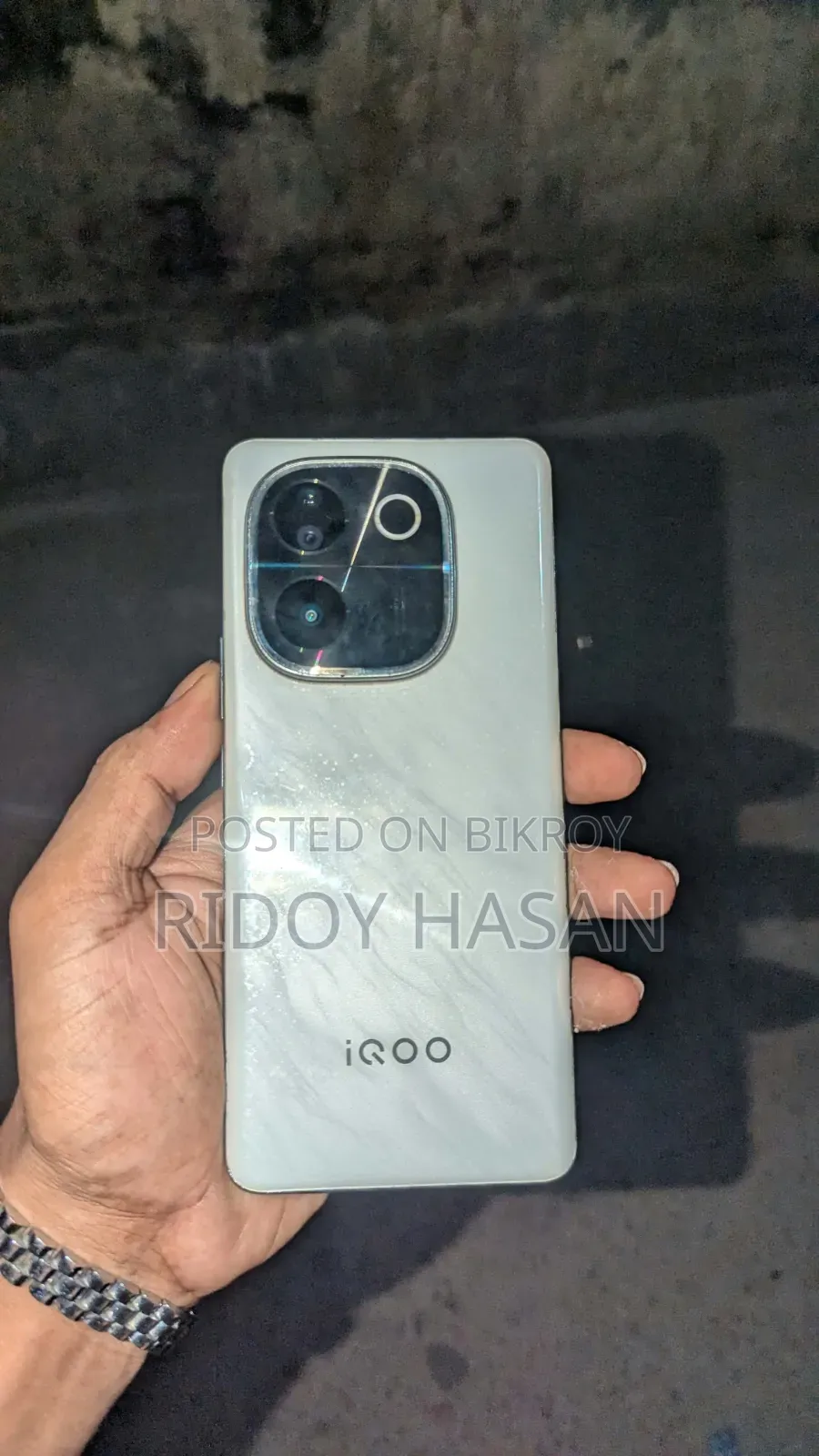 New iQOO 256 GB White