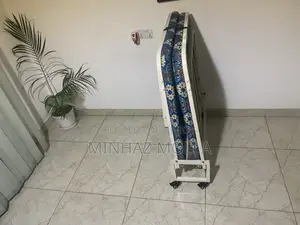 বাসা বা মেসে ব্যবহারের জন্য সুন্দর ও সুবিধাজনক ফোল্ডিং খাট।