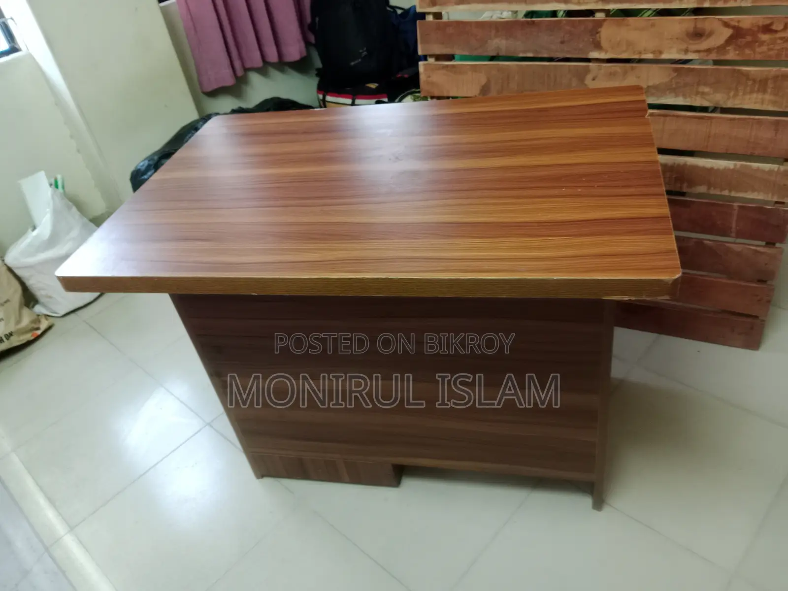 A Table & a Choki (Toshok) Are Up for Sale in South Banasree M Block.