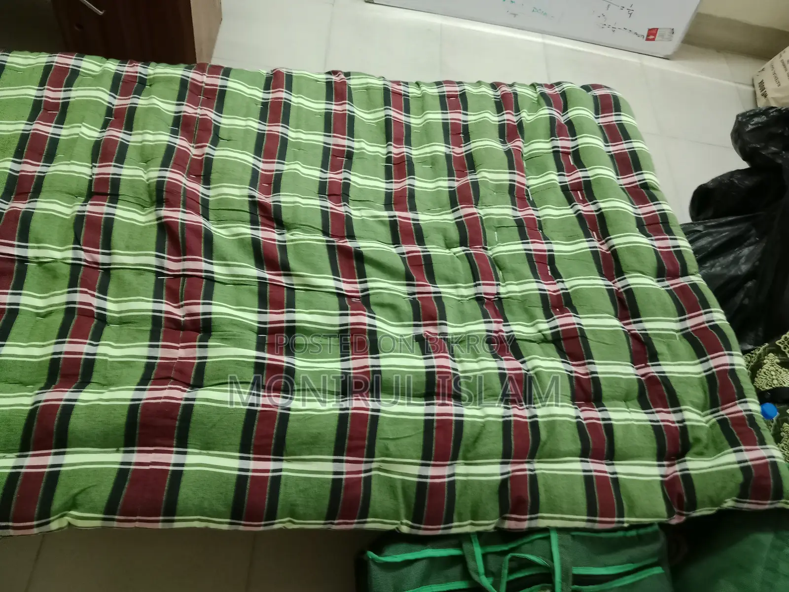 A Table & a Choki (Toshok) Are Up for Sale in South Banasree M Block.