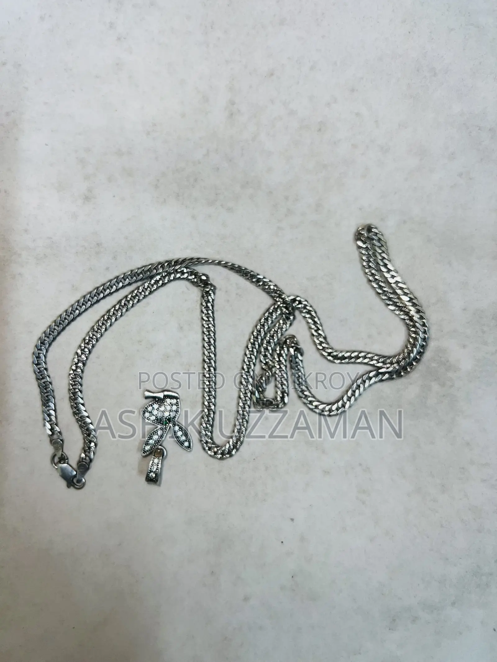৯২৫ রূপার চেইন