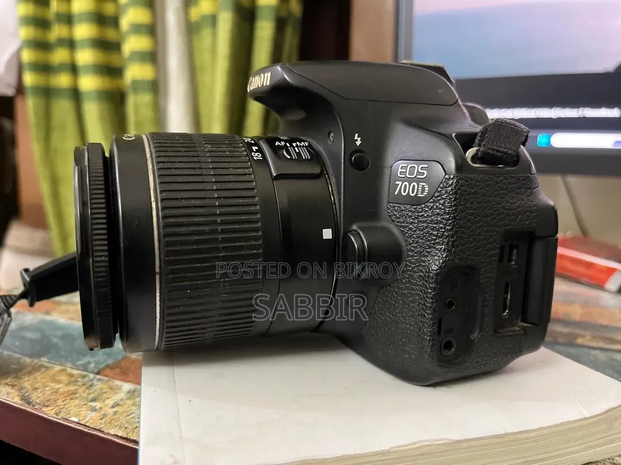 Canon 700D