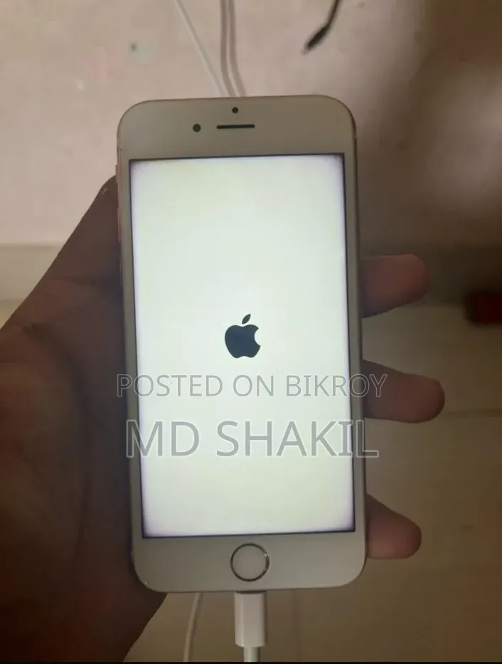অ্যাপল আইফোন ৬এস ১৬ জিবি সাদা