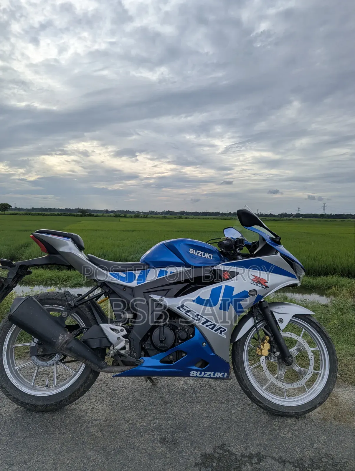 সুজুকি জিএসএক্স-আর১৫০ ২০২২ রূপালী