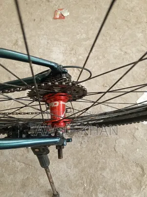 এই বাইসাইকেলটি বিক্রি করা হবে খুবই ভালো একটি সাইকেল মডিফাইড করা আছে