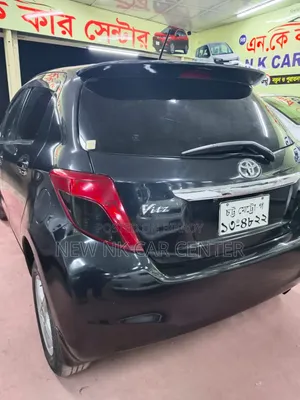 Toyota Vitz 2012 Black