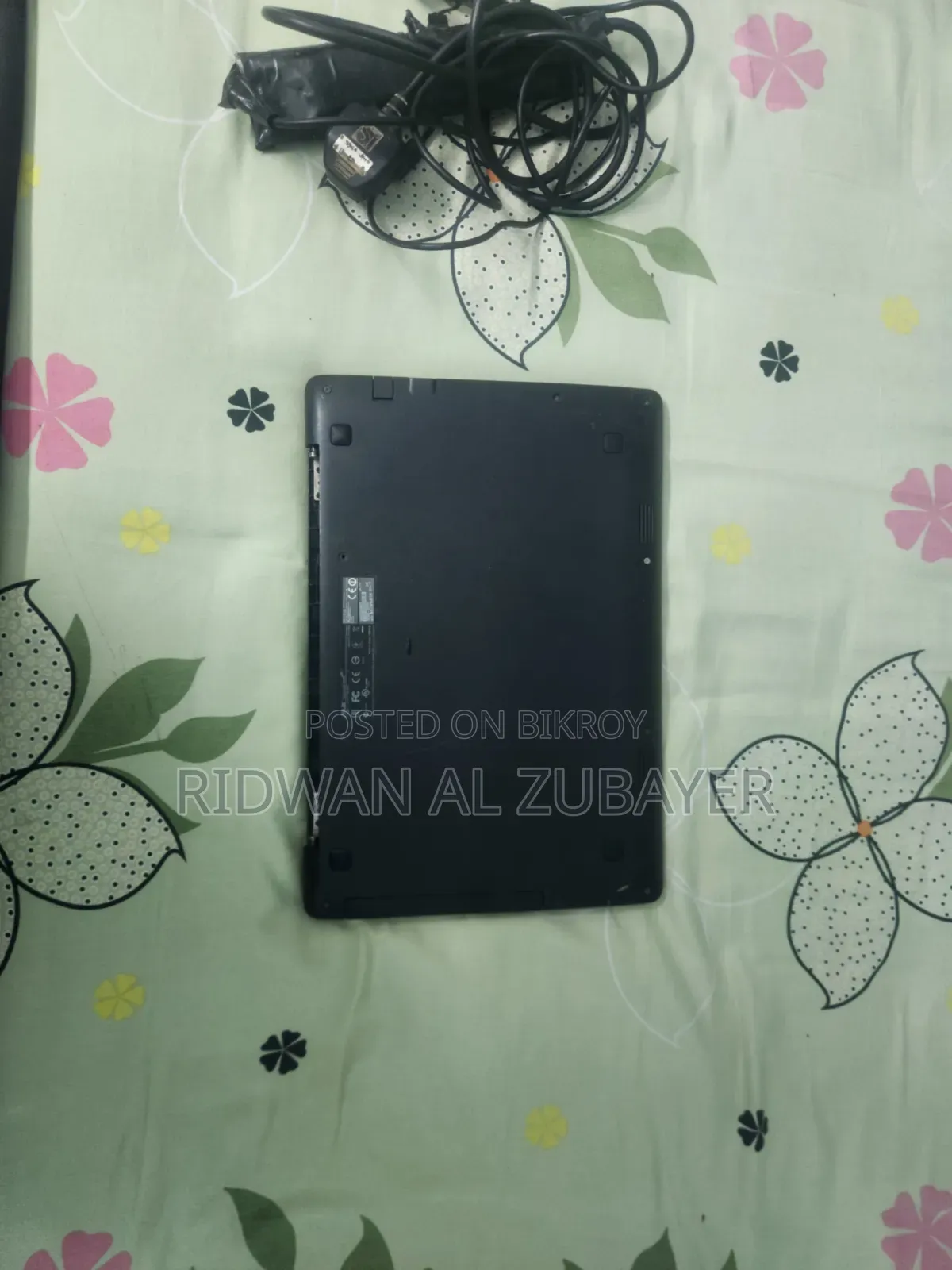Laptop Asus 4GB HDD 60GB