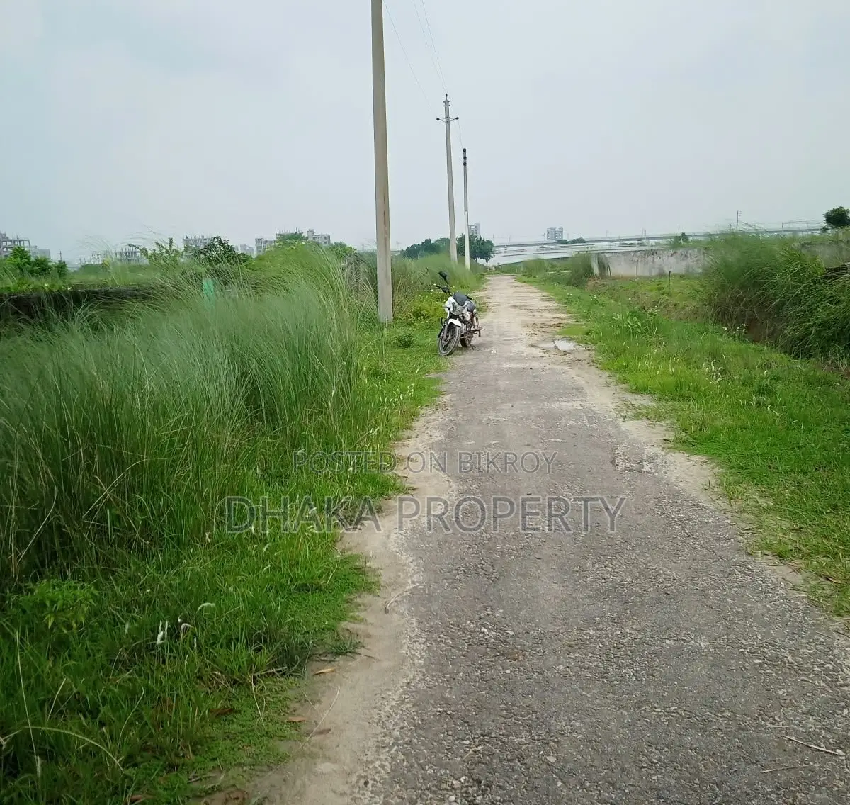 সেক্টর-২৯ এ ১৫০০ ফুটের কাছাকাছি ৫ কাঠার দক্ষিণমুখী জমি