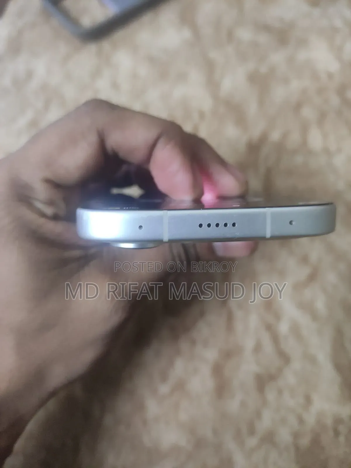 অনার ৬০০ ২৫৬ জিবি সাদা