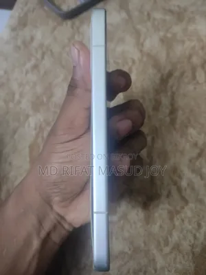 অনার ৬০০ ২৫৬ জিবি সাদা