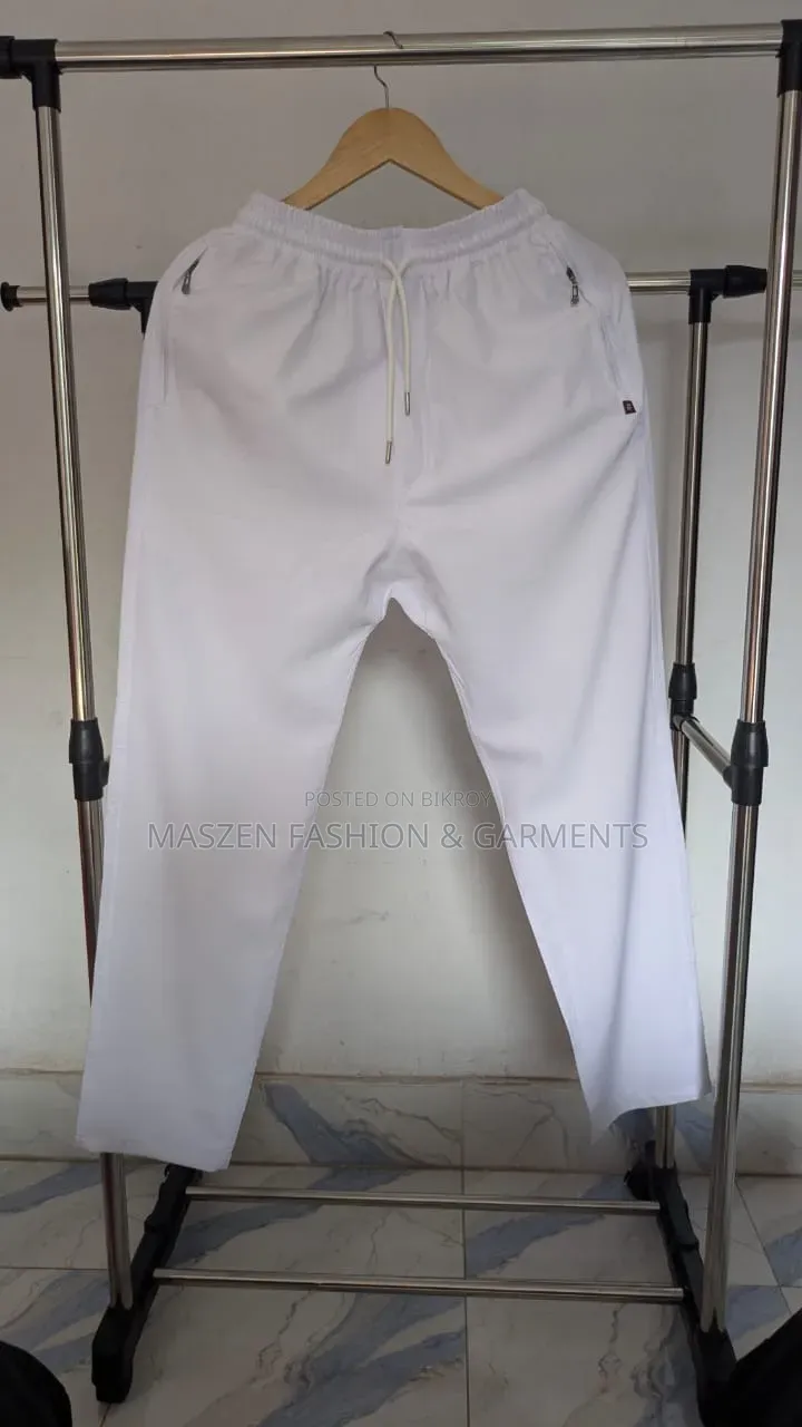 Polyester-Cotton Blend Sunnati Loose Black Pajama