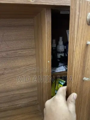 পিসি এবং পড়ার টেবিল