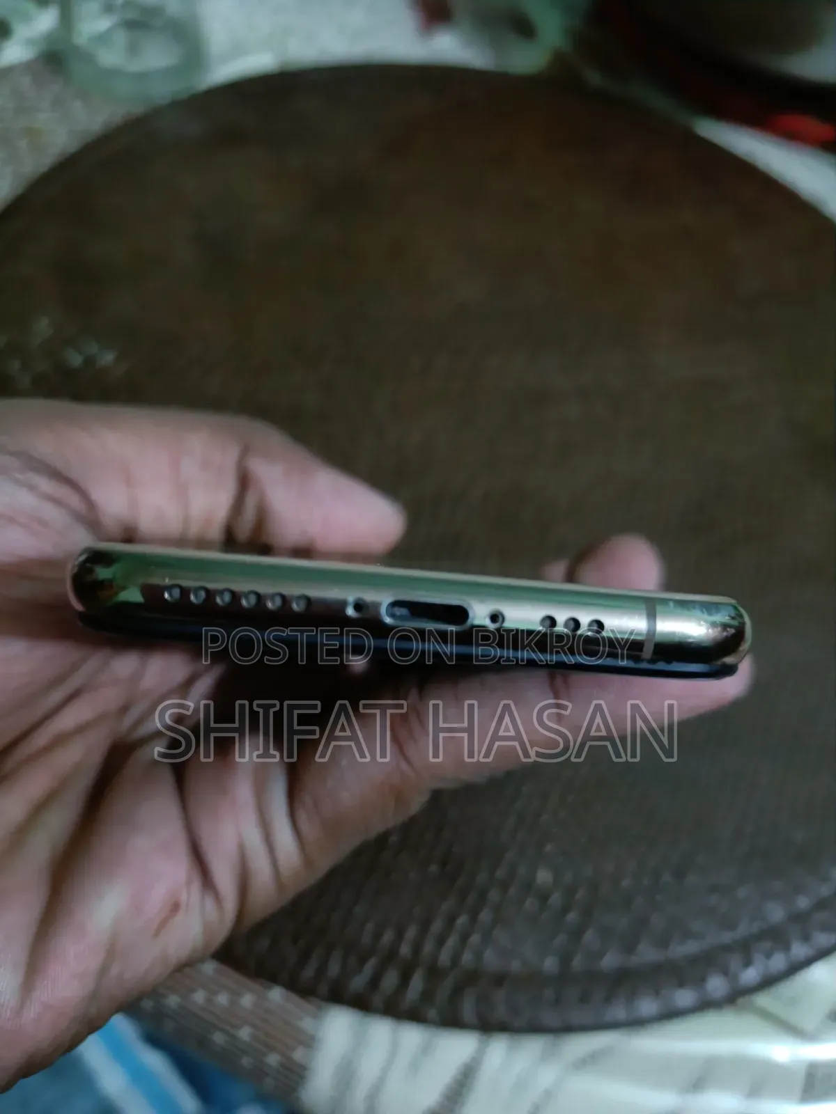New Apple iPhone XS 64 GB Gold