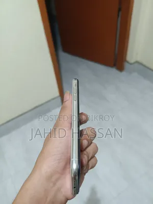 Apple iPhone X 256 GB White