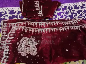 🌸 সুন্দর শাড়ি বিক্রি হবে 🌸