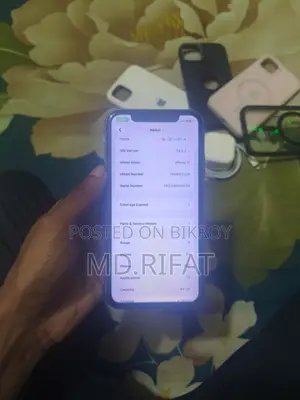 Apple iPhone 11 64 GB
