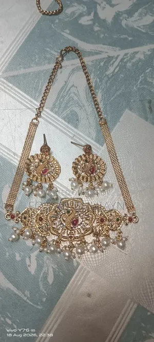 আমাদের নিজেদের কারখানায় তৈরি