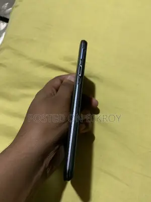 রিয়েলমি নারজো ২০এ ৩২ জিবি গ্রে