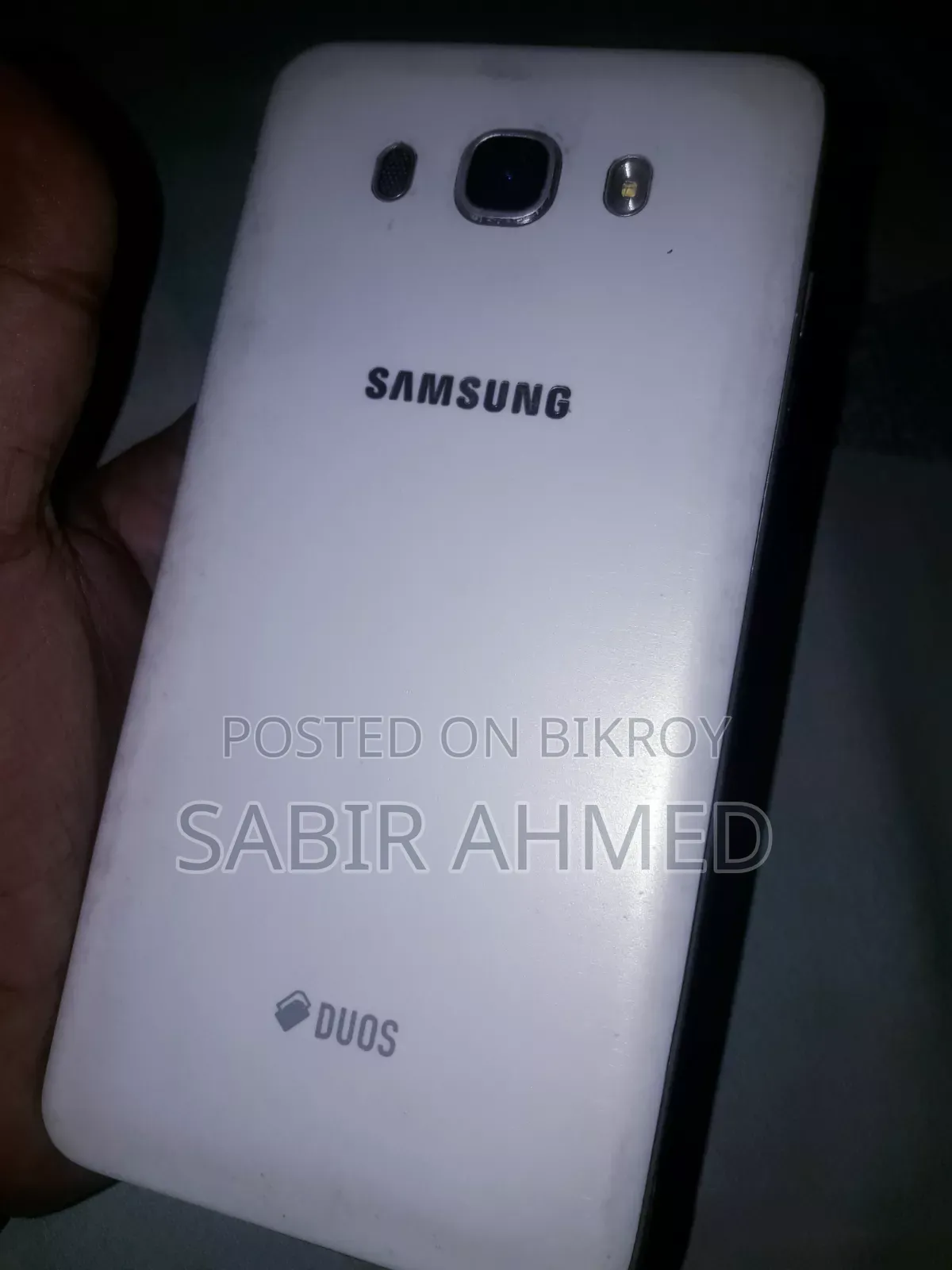 Samsung Galaxy J7 16 GB White