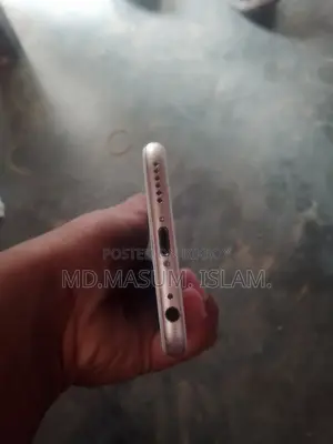 Apple iPhone 6s 32 GB White